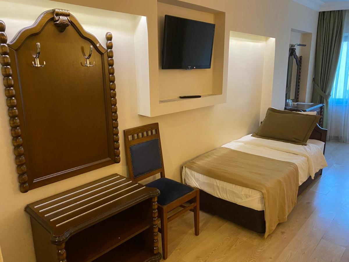 Hotel Bueyuek Levent Istambul Exterior foto