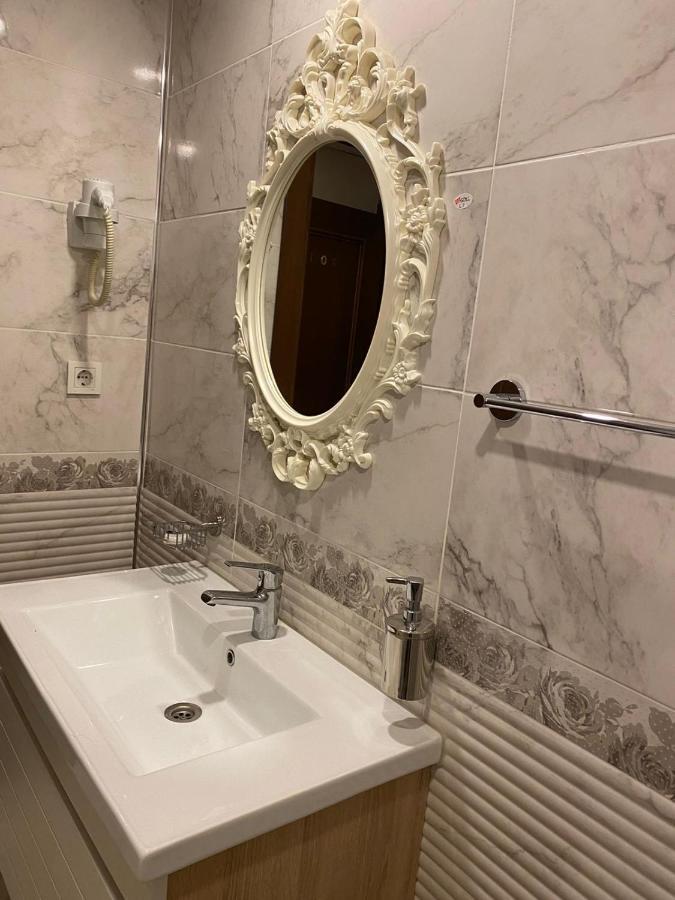 Hotel Bueyuek Levent Istambul Exterior foto